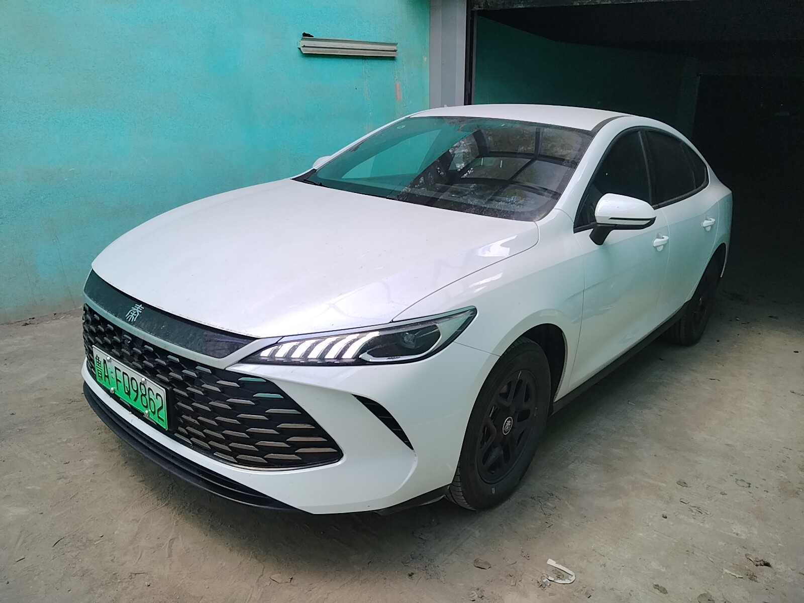 BYD Qin PLUS DM-i 2025 Smart Driving Edition 55KM Leading
